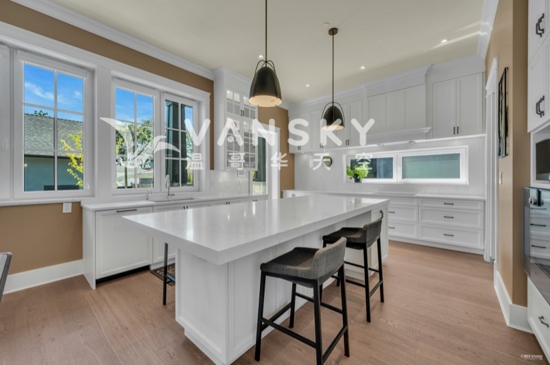 221122180910_main kitchen.jpg